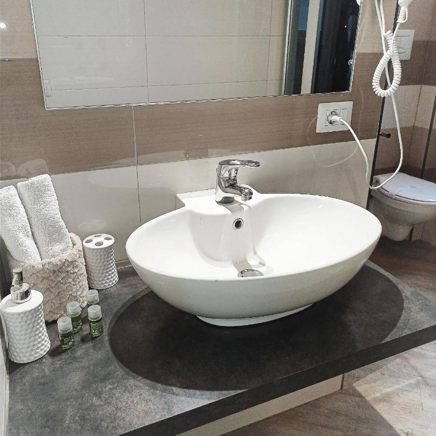Domus Pio XI Bed & Breakfast Roma Dış mekan fotoğraf
